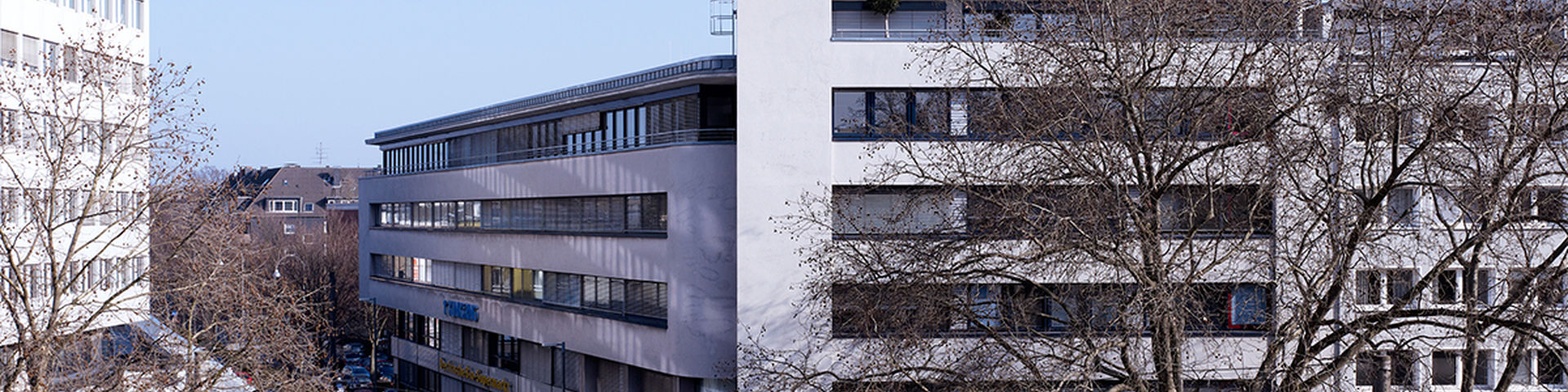Header: Historie